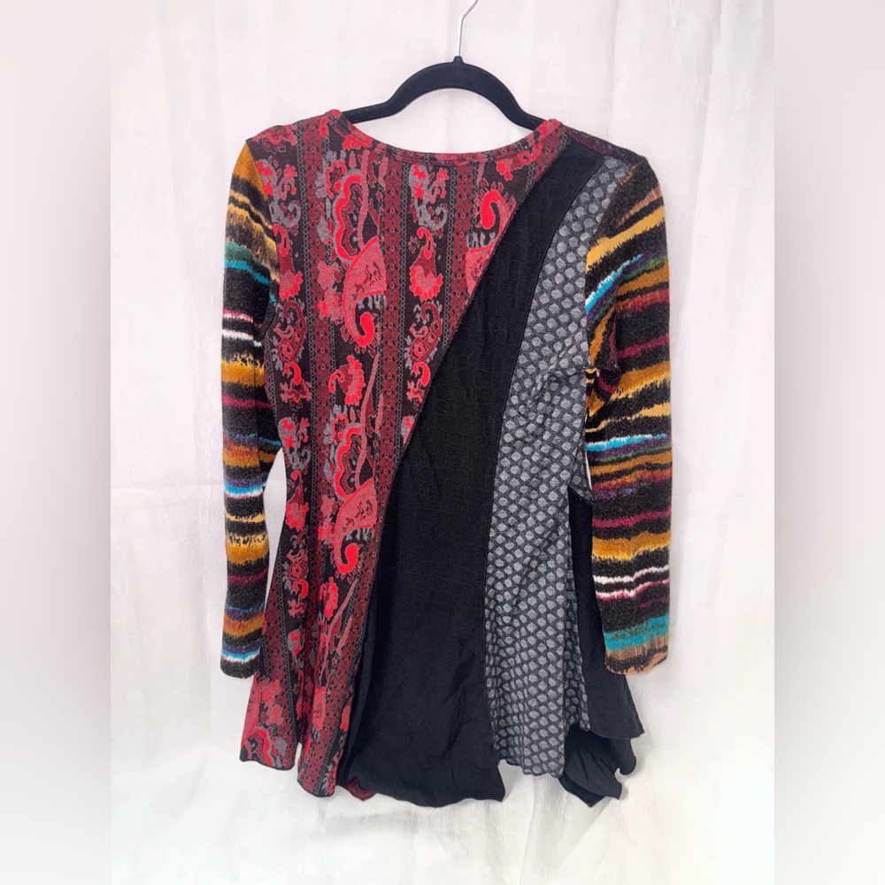 The Pyramid Collection Multicolor Patchwork Top - Picture 2 of 3